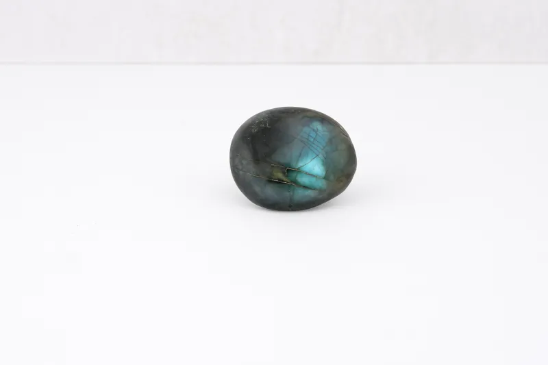 Labradorit Trommelstein