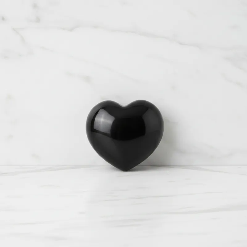 Obsidian Herz – ca. 31 x 30 x 13 mm #515 Obsidian Herz – ca. 31 x 30 x 13 mm #515