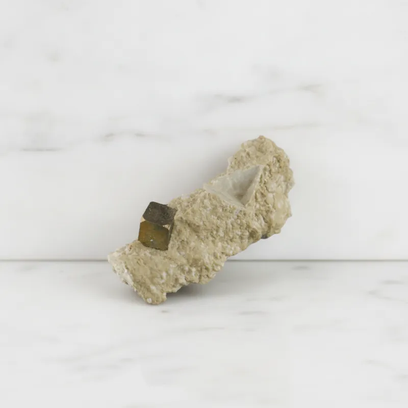 Pyrit Würfel auf Matrix – ca. 50x20 mm #428