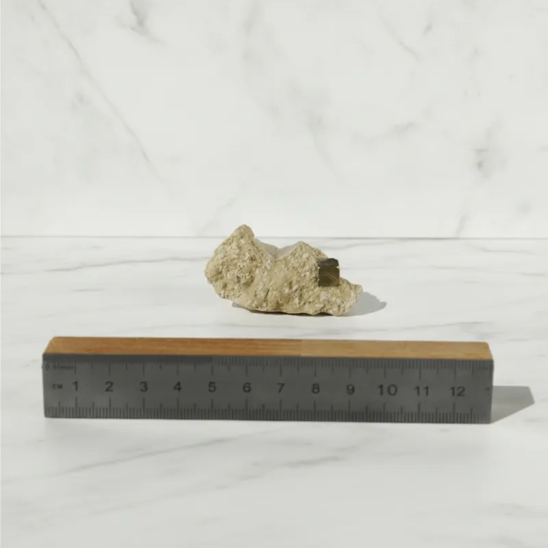 Pyrit Würfel auf Matrix – ca. 50x20 mm #428