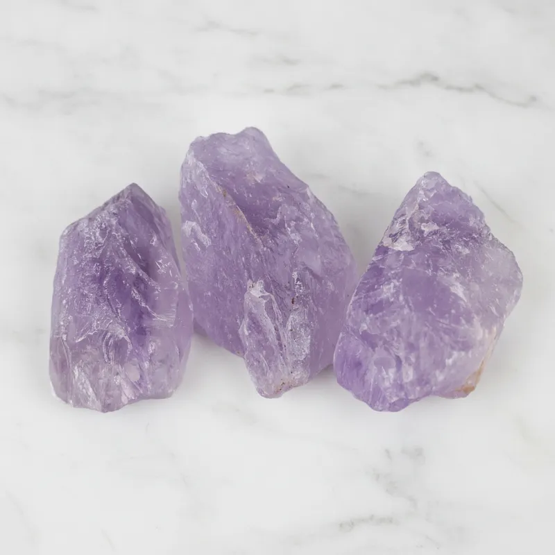 Amethyst-Rohsteine Brasilien, 3 Einzelstücke, ca. 135 g #564