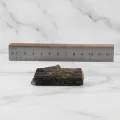 Brauner Turmalin Rohstein – ca. 65x20mm #451
