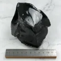 Schwarzer Obsidian ca. 865 g #557